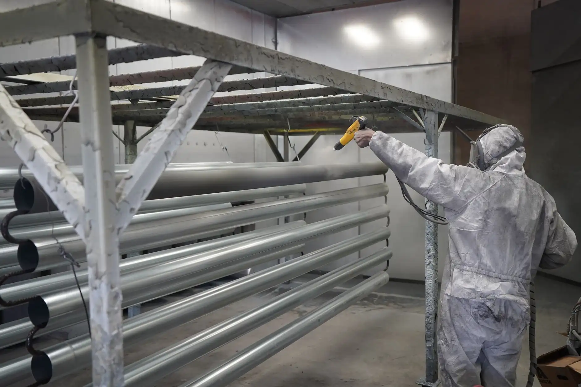 厨房置物架与调料架选购指南：珠三角家庭收纳用品配置方案解析