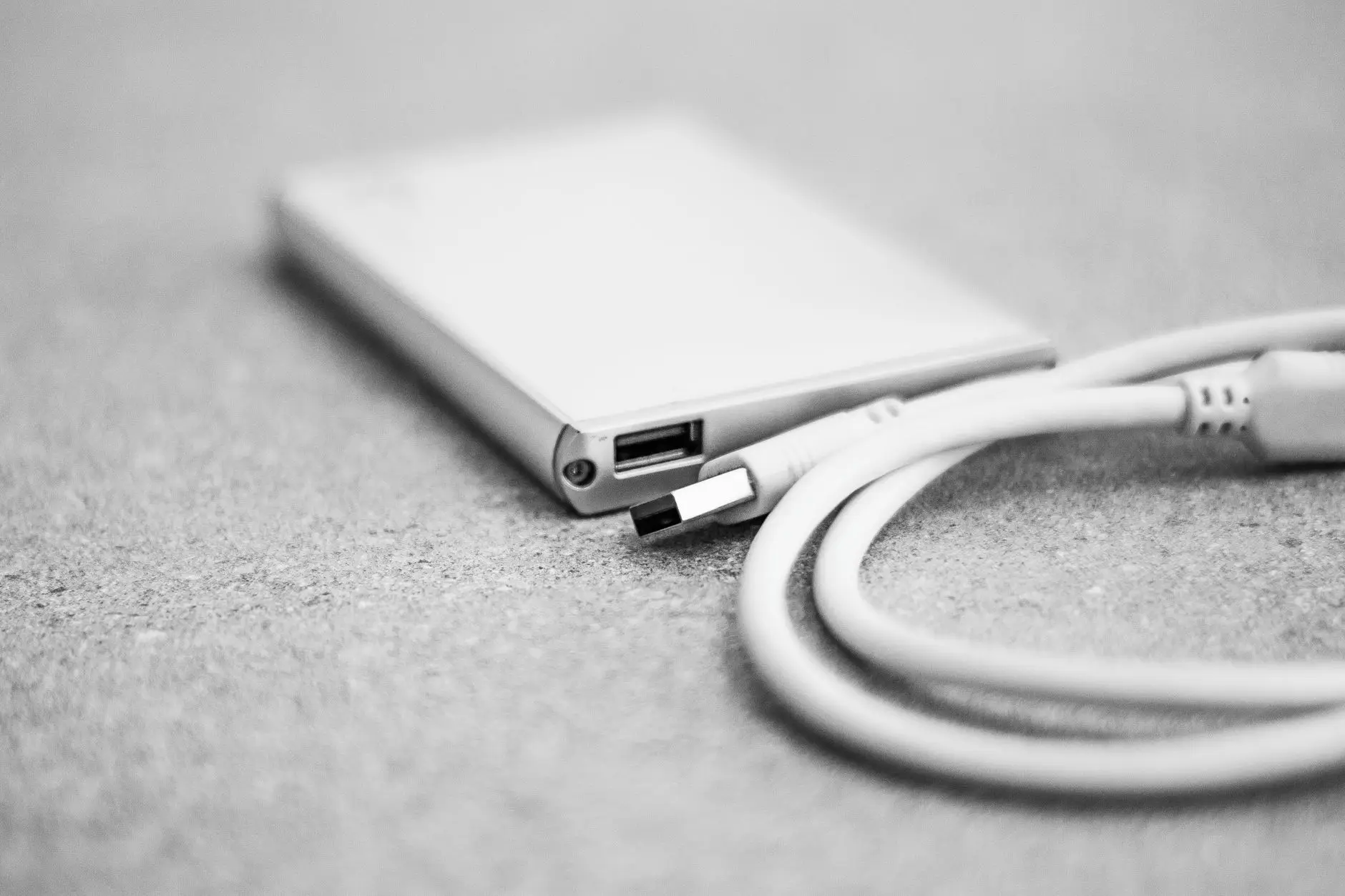 厨房收纳用品行业观察：从锅盖架到碗架的模块化设计趋势分析