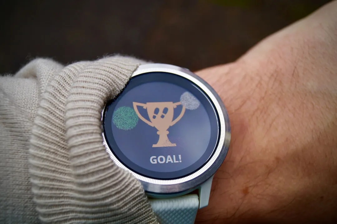 厨房置物架与调料架材质工艺解析：不锈钢与碳钢在珠三角厨房环境中的耐腐蚀表现