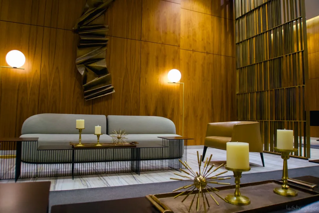 东莞厨房置物架选型指南：从材质与承重看实用收纳方案